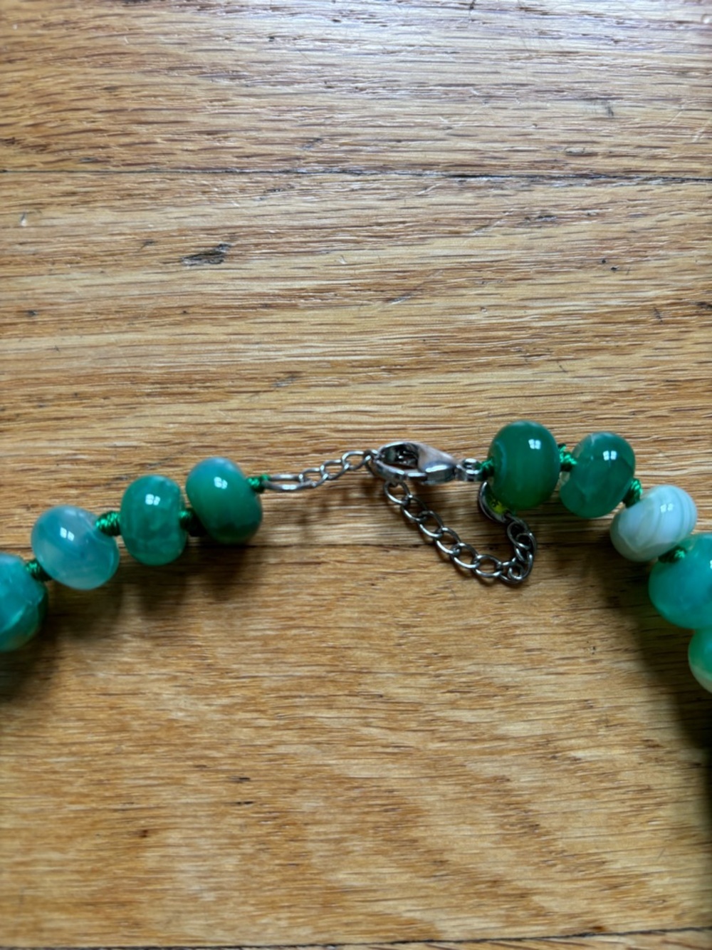 Green Faceted Agate Bead Necklace - Women's Jewelry - Picture 2 of 2